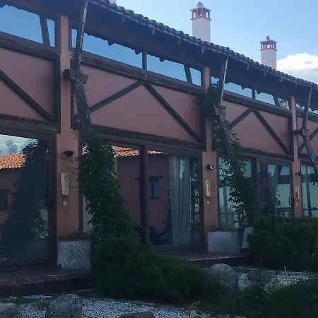 Laestancia Madrigal de la Vera