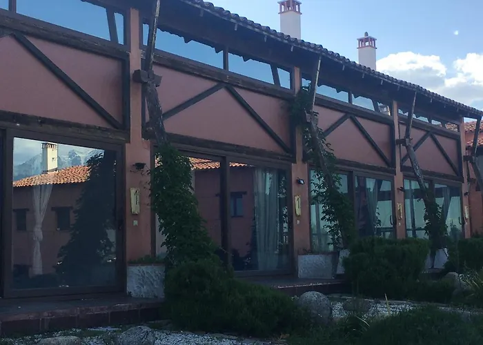 Laestancia Madrigal de la Vera